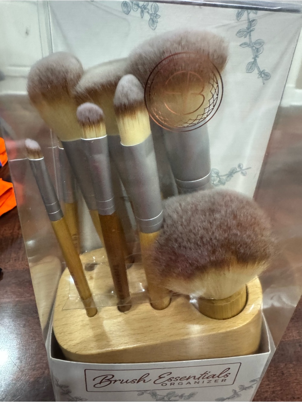 Essentials Makeup Brush Set in Brown and Silver (b1)